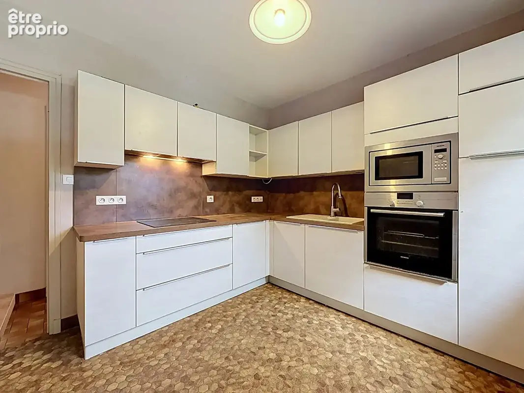 Valloire-sur-cisse ? maison familiale de qualité, 4 chambres, sous-sol complet et beau terrain arboré - photo 6