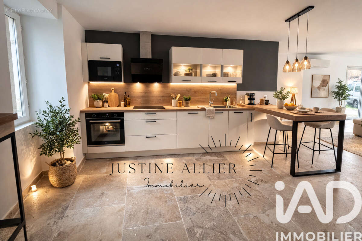 Photo 2 - Maison à MAILLANE