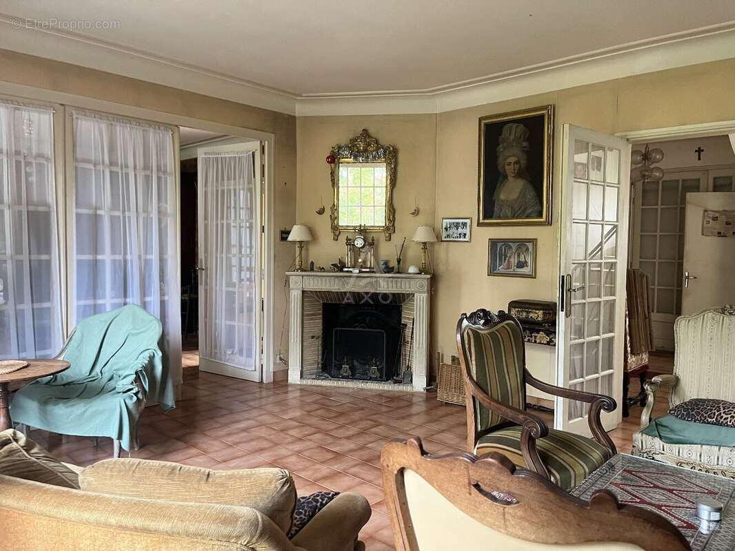 Maison à SAINT-DENIS-LA-CHEVASSE