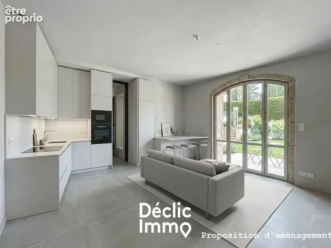 Appartement à MOUANS-SARTOUX