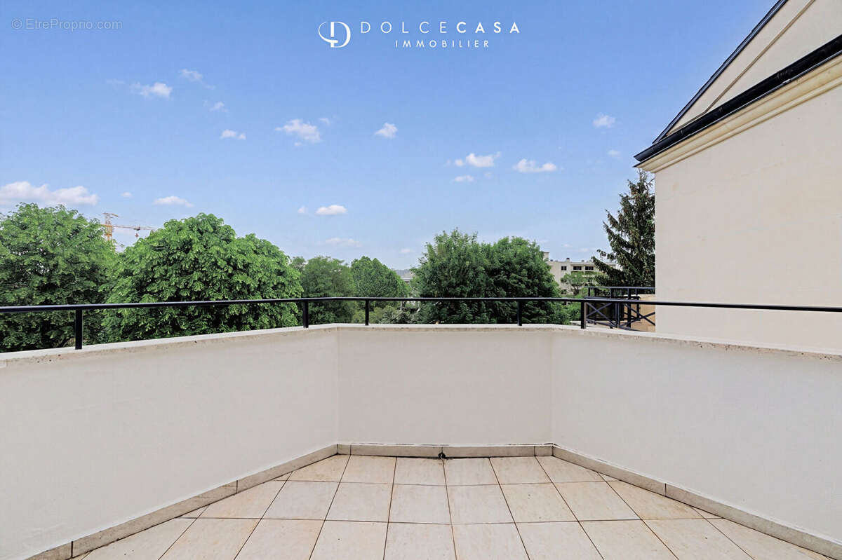 Appartement à LE PERREUX-SUR-MARNE