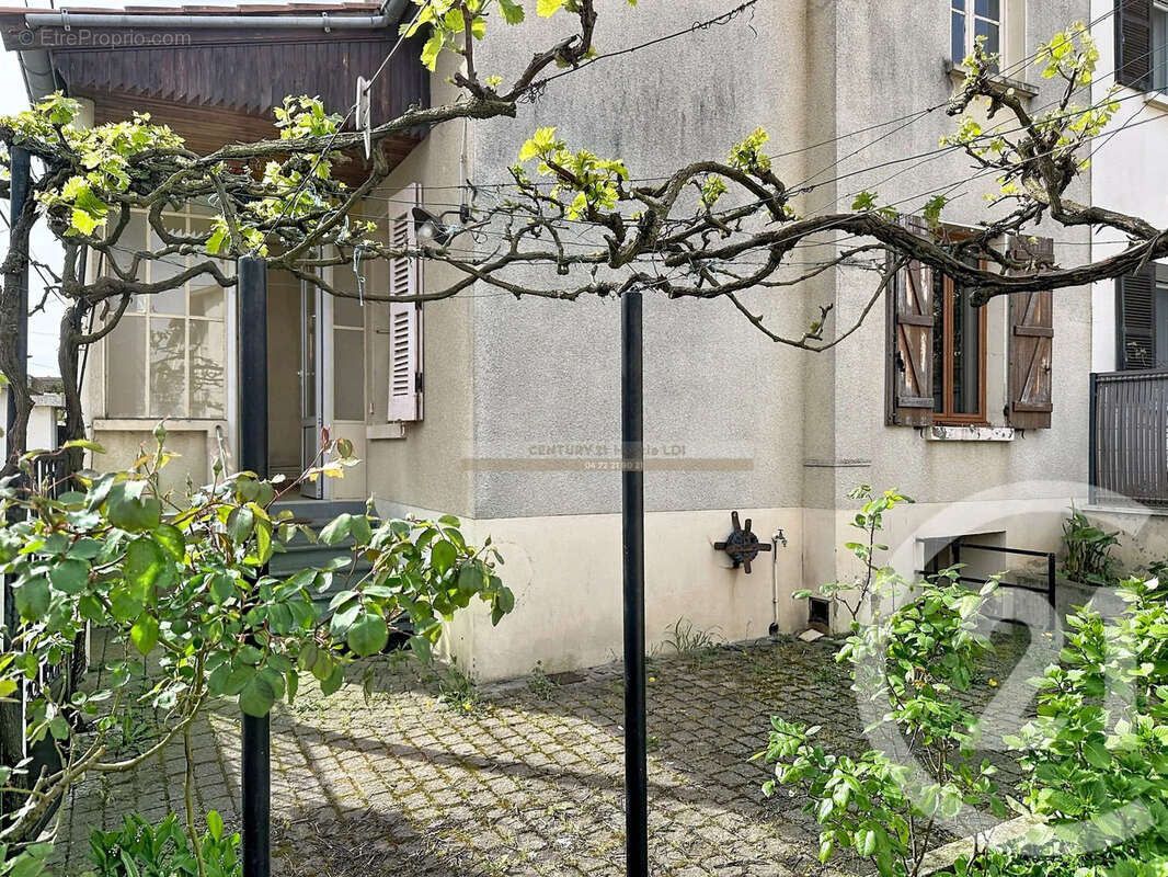 Maison à OULLINS