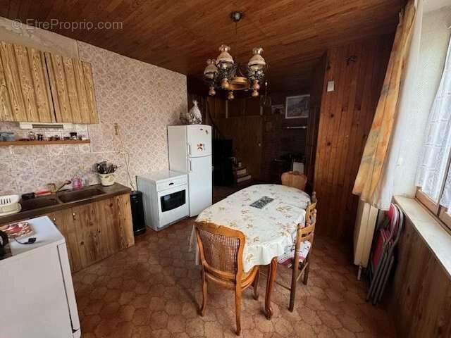 Maison à LA MOTTE-D&#039;AVEILLANS