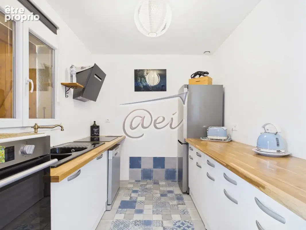 Maison 55 m² à Saint-Maximin-La-Sainte-Baume  - photo 3