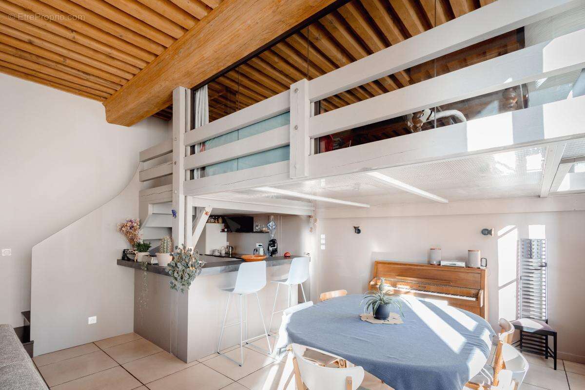 Appartement à LYON-4E
