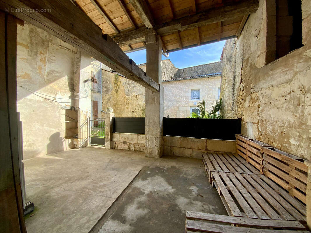 Maison à PLASSAC