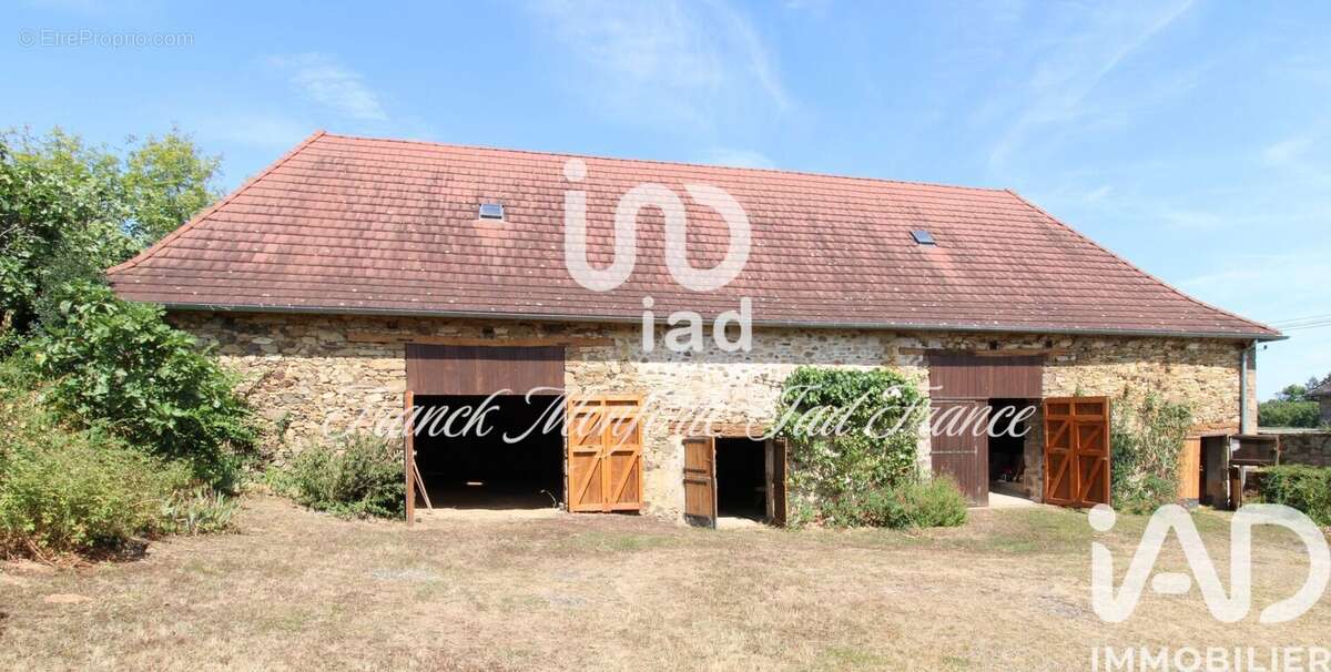 Photo 9 - Maison à JUILLAC