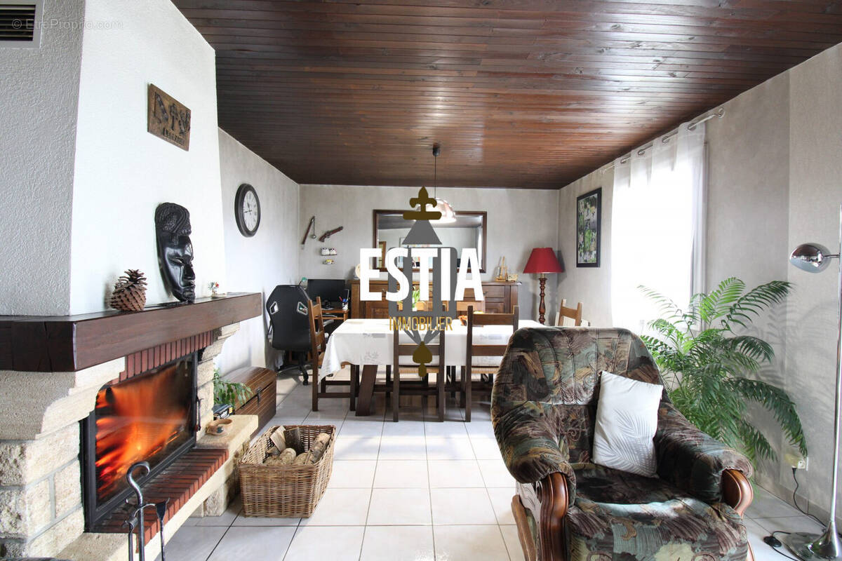 Maison 76 m² à Colombey-Les-Belles  - photo 4