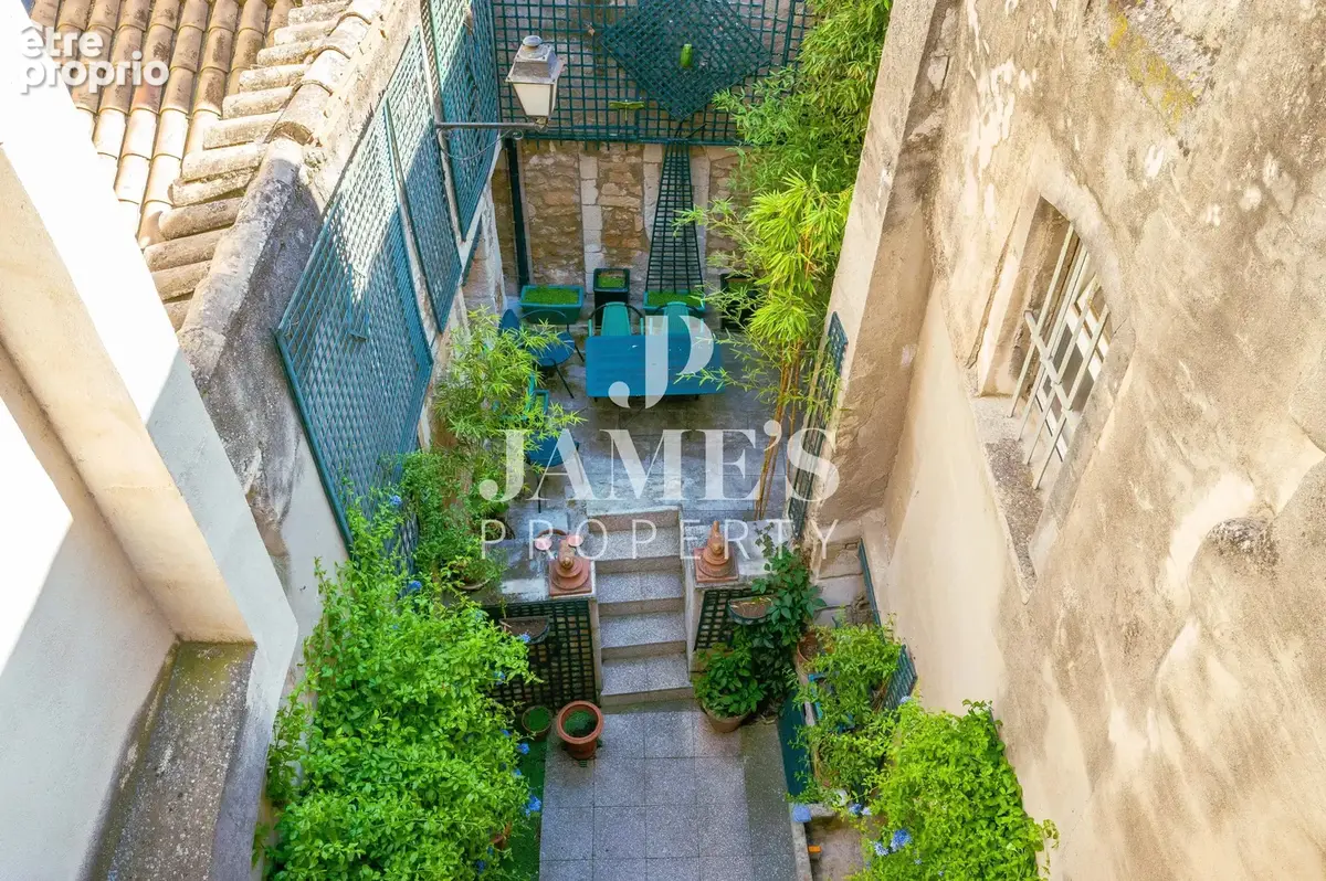 Appartement 7 pièces 130 m² à vendre à Saint-Remy-De-Provence (13210) - photo 2