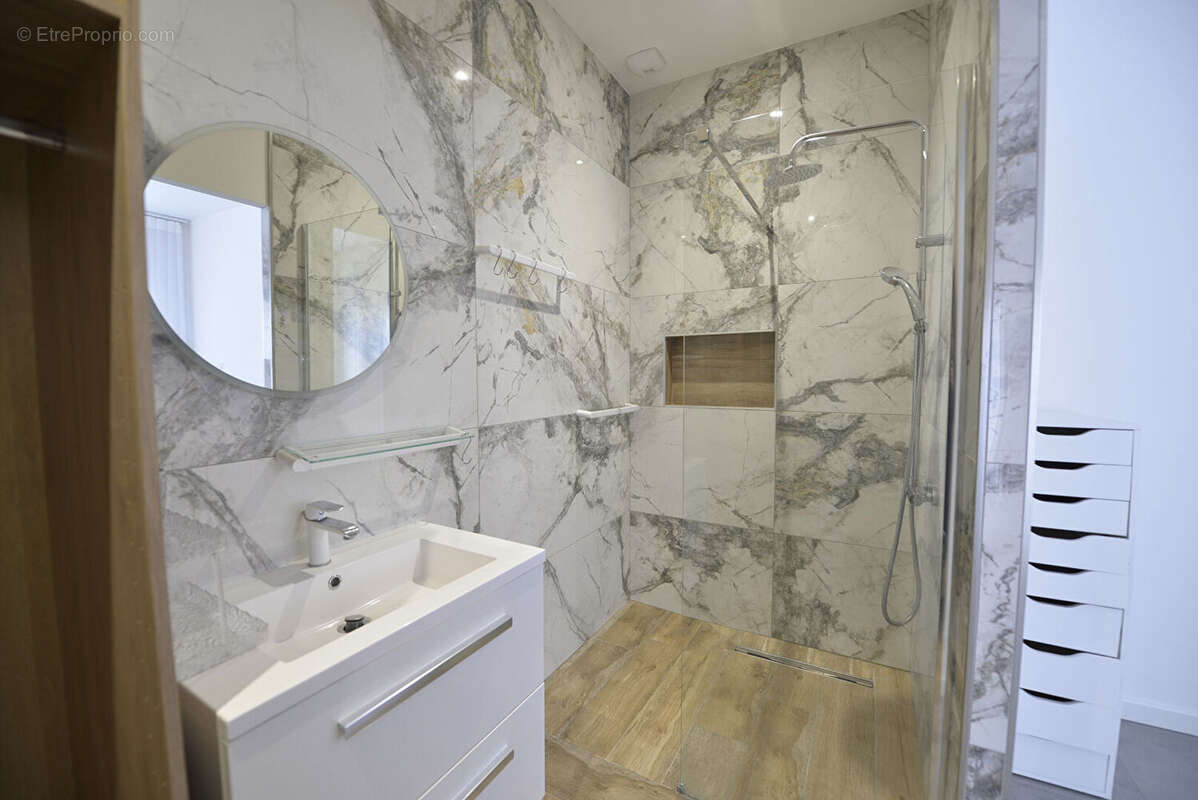 Maison à MONTREUIL-JUIGNE