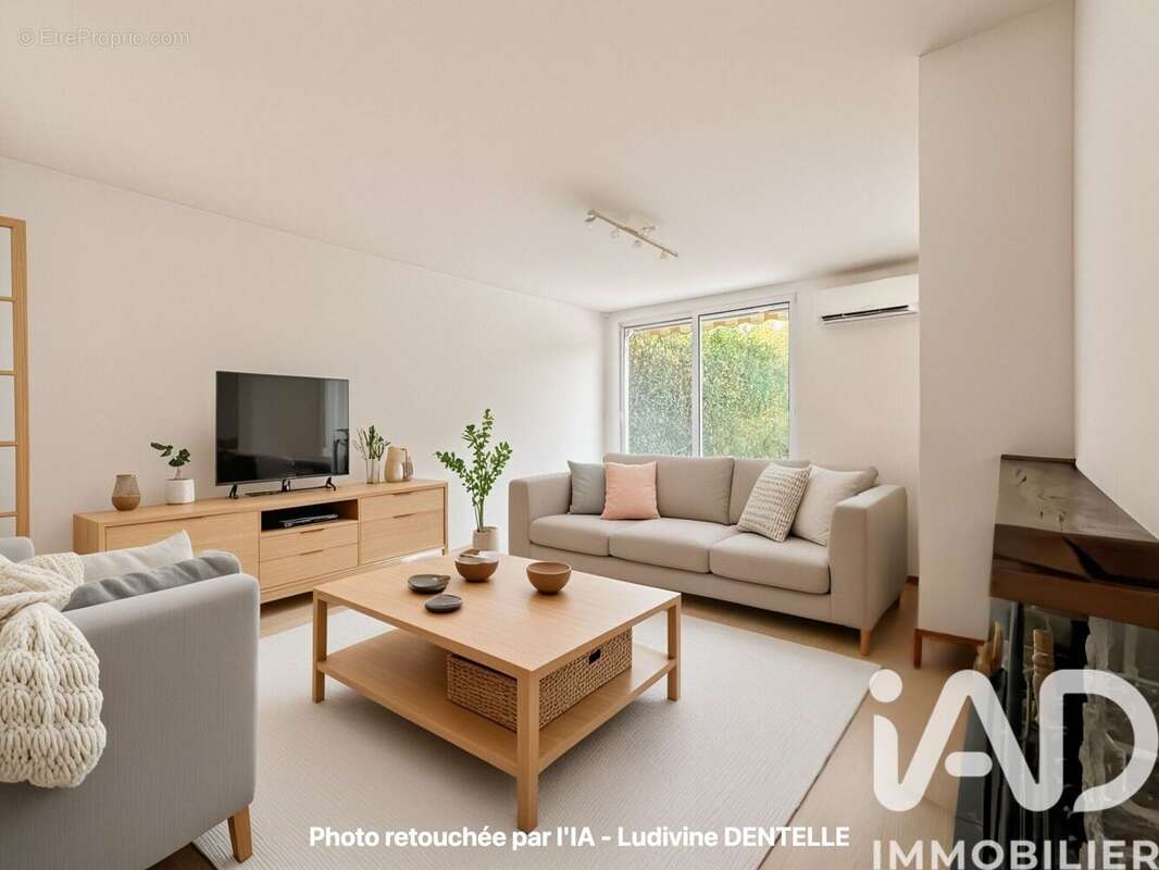 Photo 2 - Maison à BRIE-COMTE-ROBERT