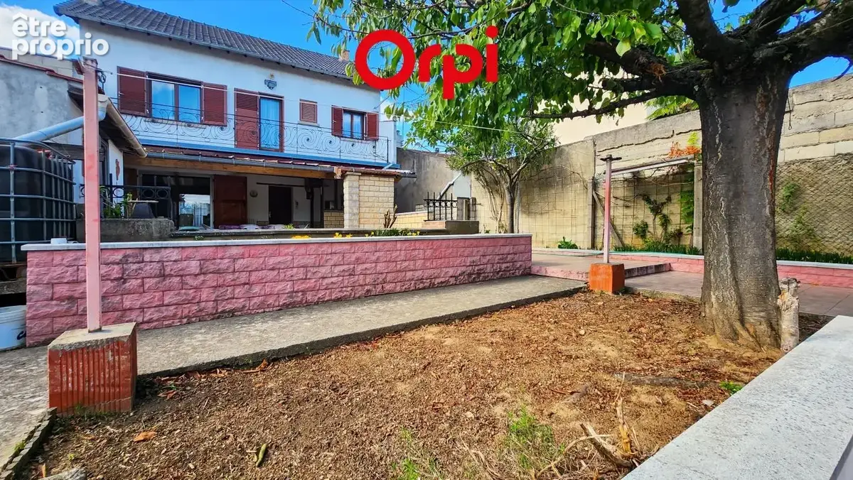 QUARTIER PRISÉ - Maison familiale à haut potentiel avec jardin au Vieil Orly - photo 1