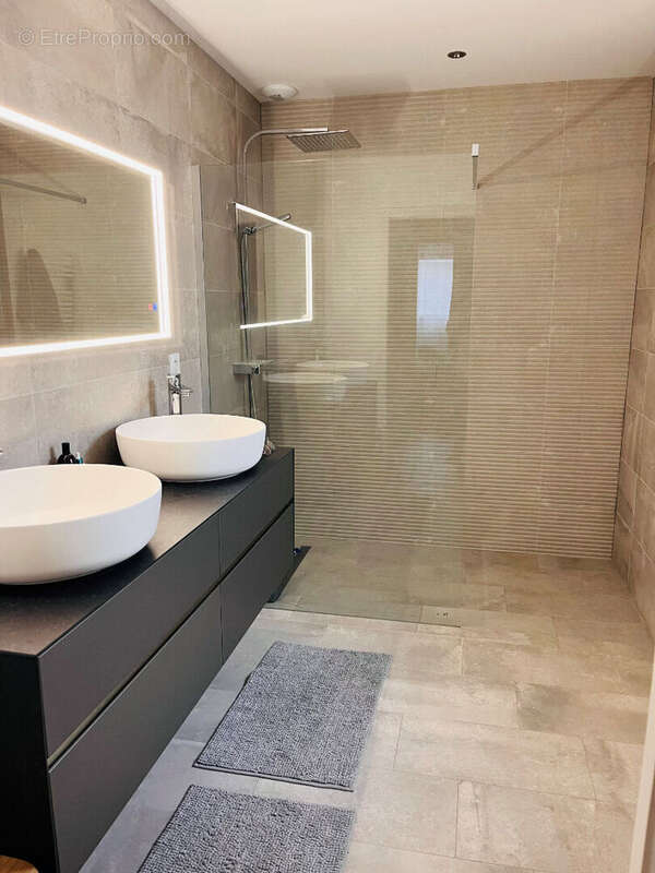 Maison à VERN-SUR-SEICHE