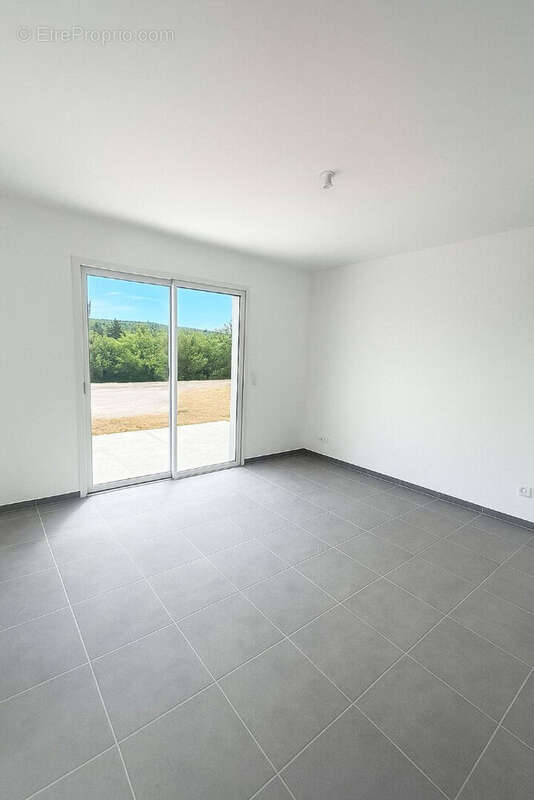Maison 86m² à pradons - photo 5