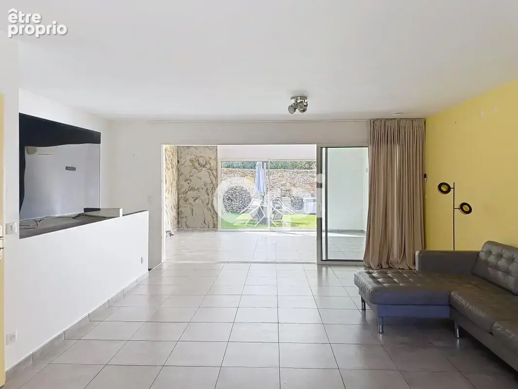 ** Maison 2/3 pièces 95 m2 avec jardin et stationnements ** - photo 5