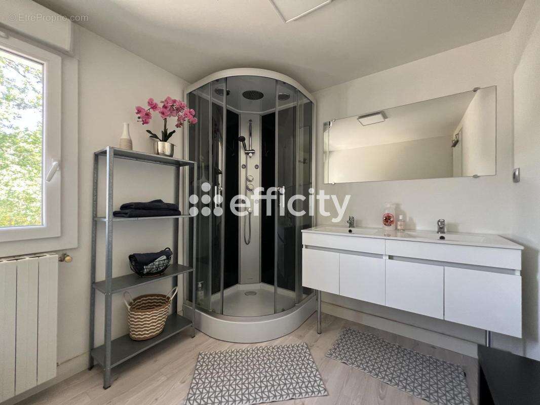 Maison 150 m² à Le Cellier  - photo 14
