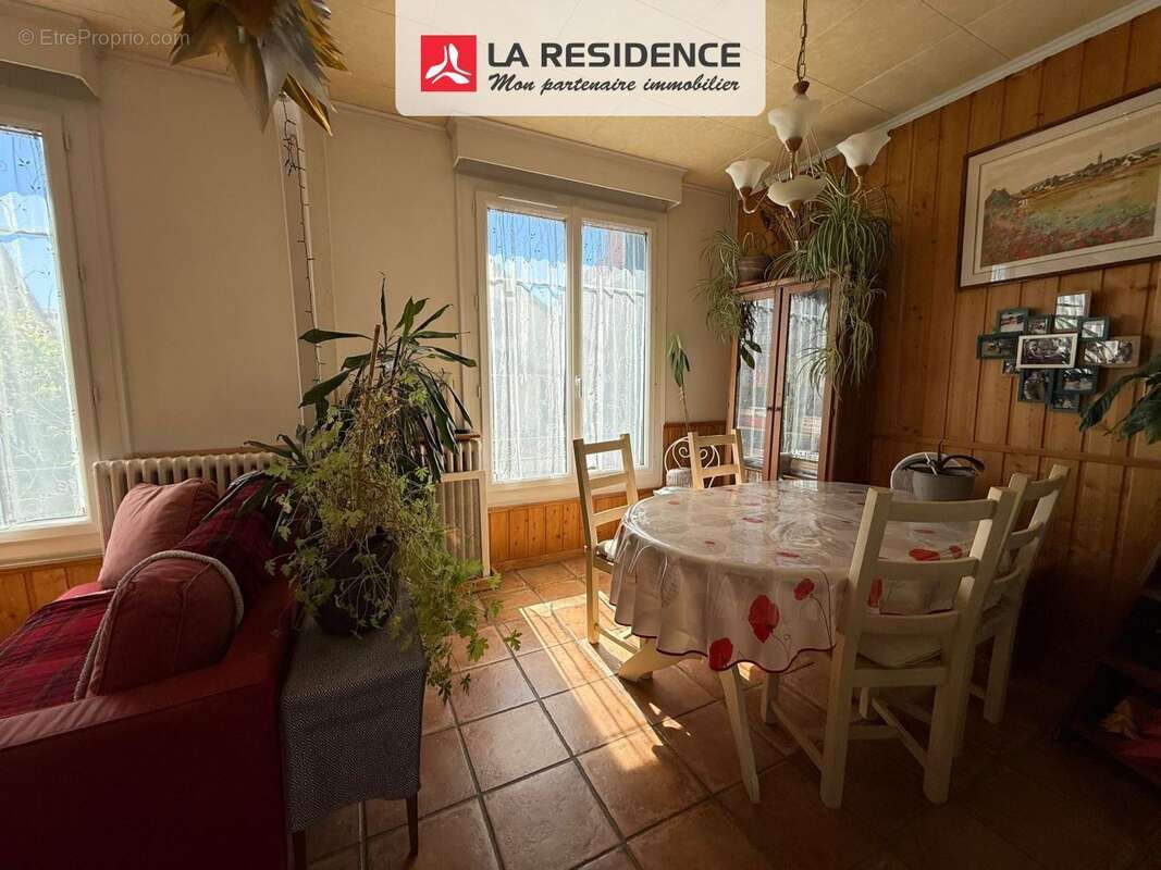 Maison 80 m² à Velizy-Villacoublay  - photo 3