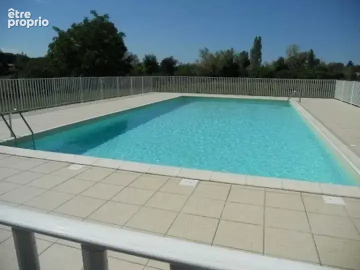 PINEUILH - Idéal investisseur ou primo accédant - T2 avec terrasse et parking à deux pas de la gare - photo 6