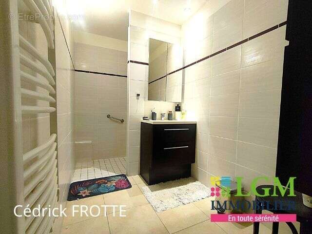 Maison à MONTELIMAR