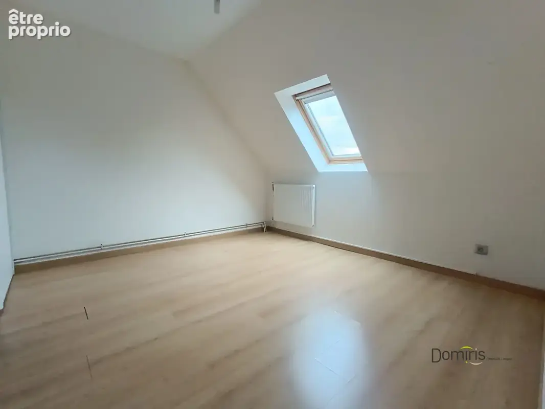 Maison 93 m² à Wattrelos  - photo 9