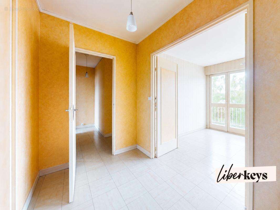 Appartement à BOIS-D'ARCY