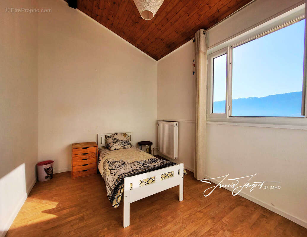 Appartement à QUINTAL