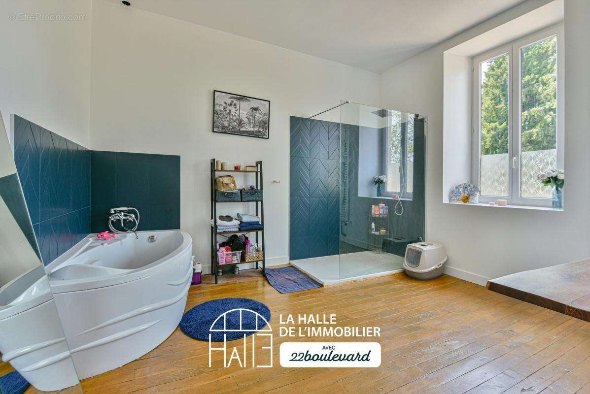 Maison 7 pièces 202 m² à vendre à Peyrilhac (87510) - photo 12