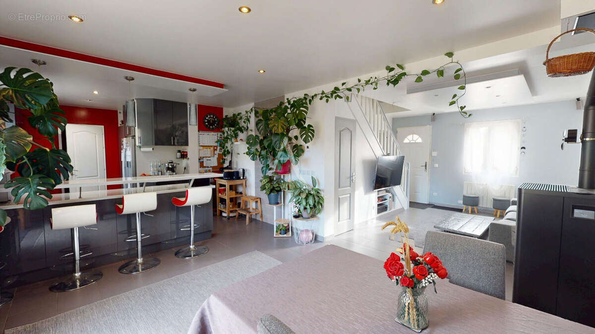 Maison à CHANGIS-SUR-MARNE