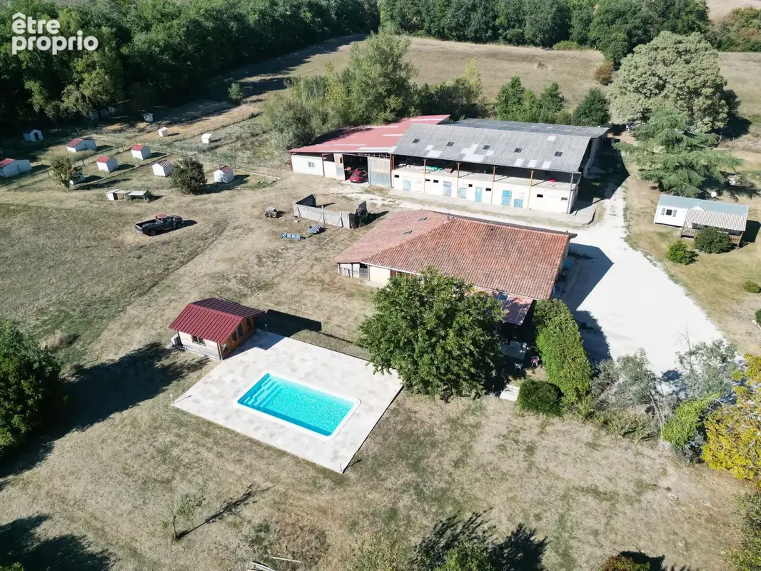 Corps de ferme gascon avec installations d’élevage - photo 2