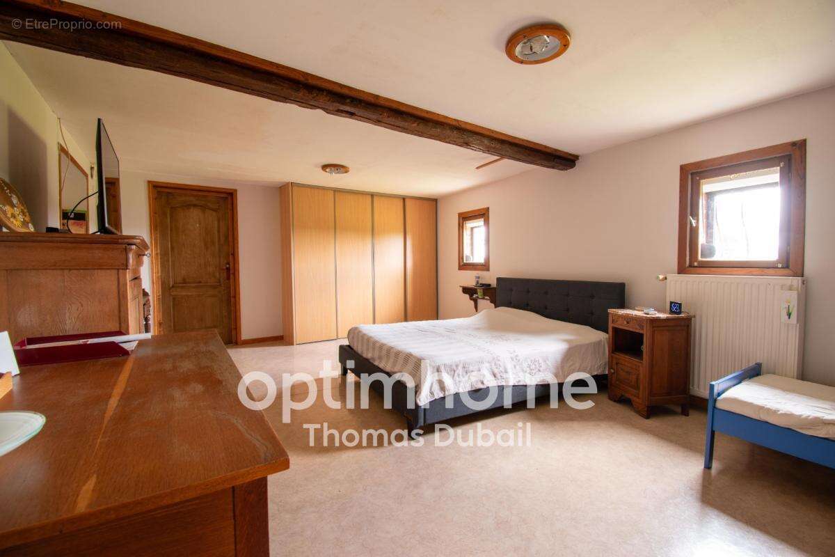 Maison de campagne semi plain-pied sur plus de 5 800 m² - photo 7