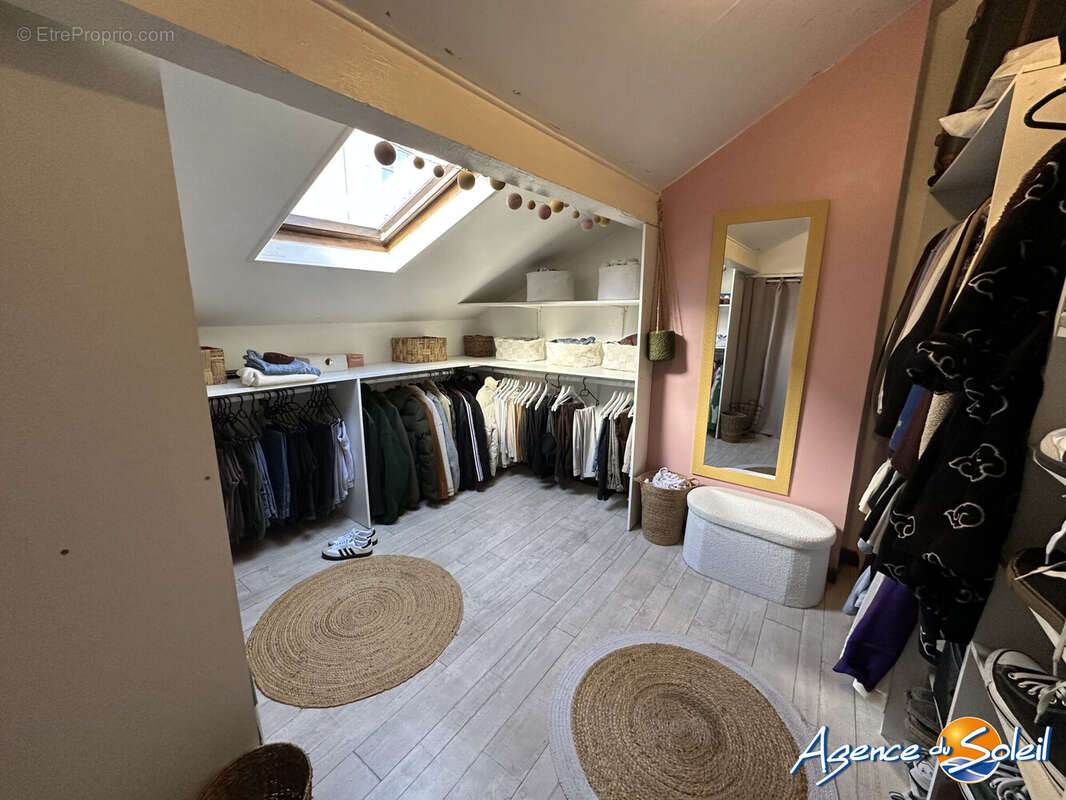 Appartement 64 m² à Beziers  - photo 6