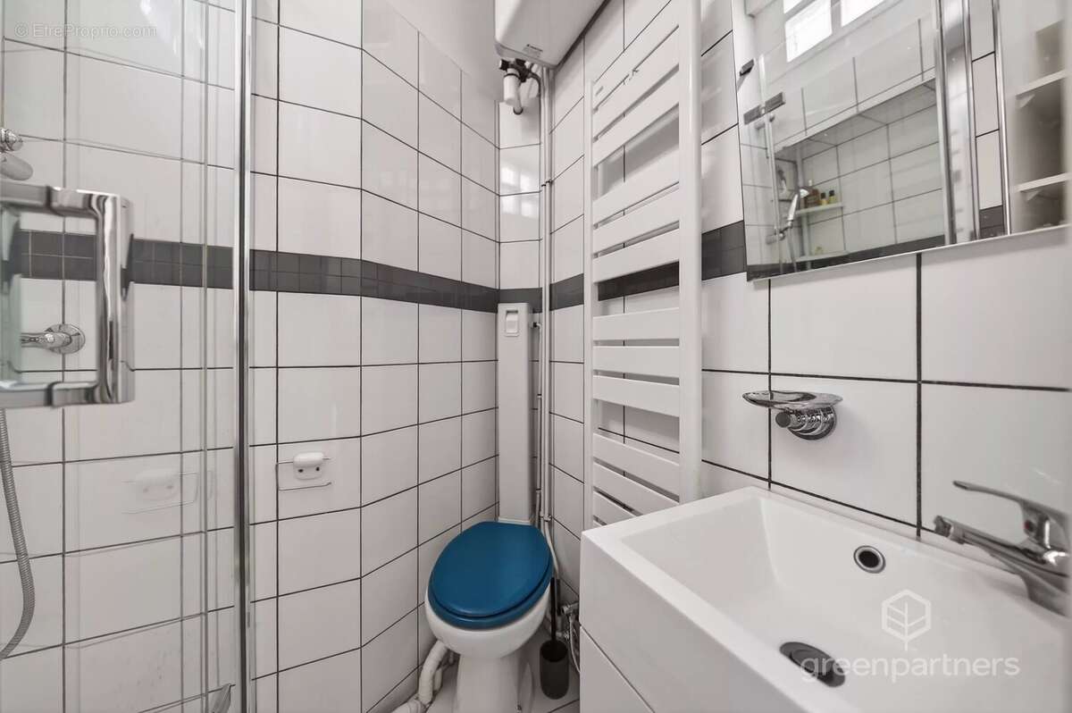 Appartement à PARIS-14E