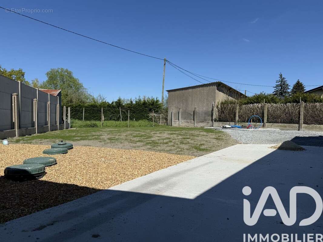 Photo 8 - Maison à RENAZE