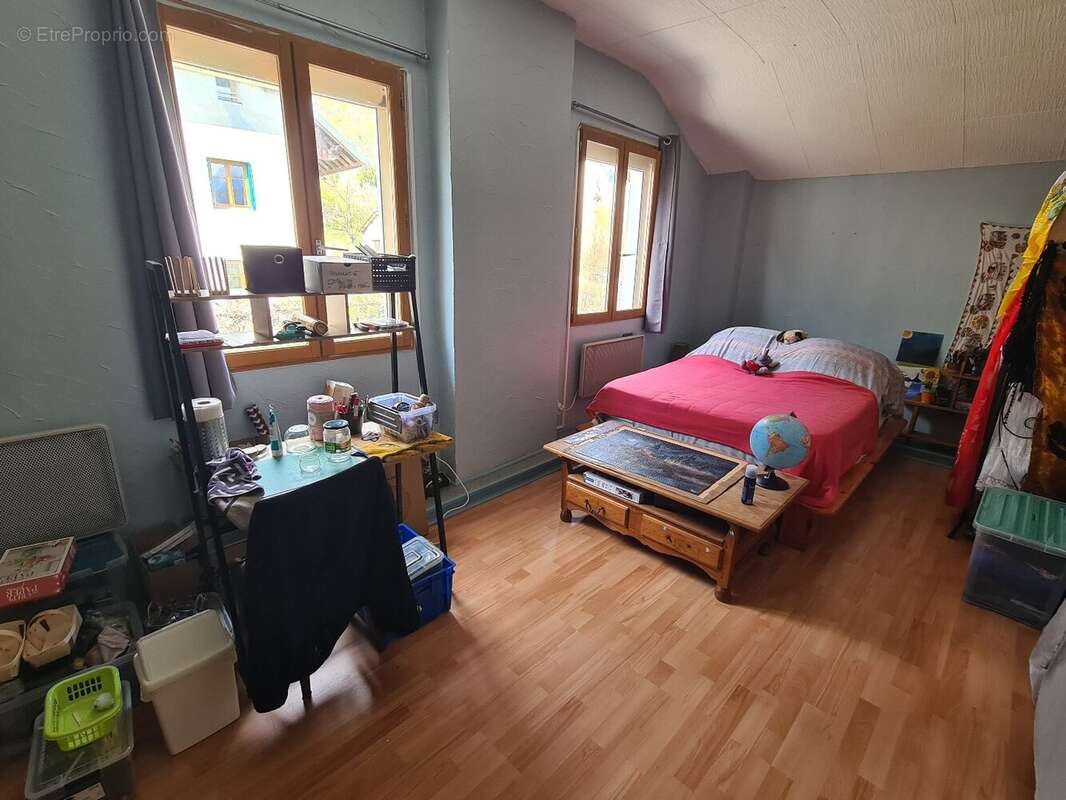 Maison à GRESY-SUR-ISERE