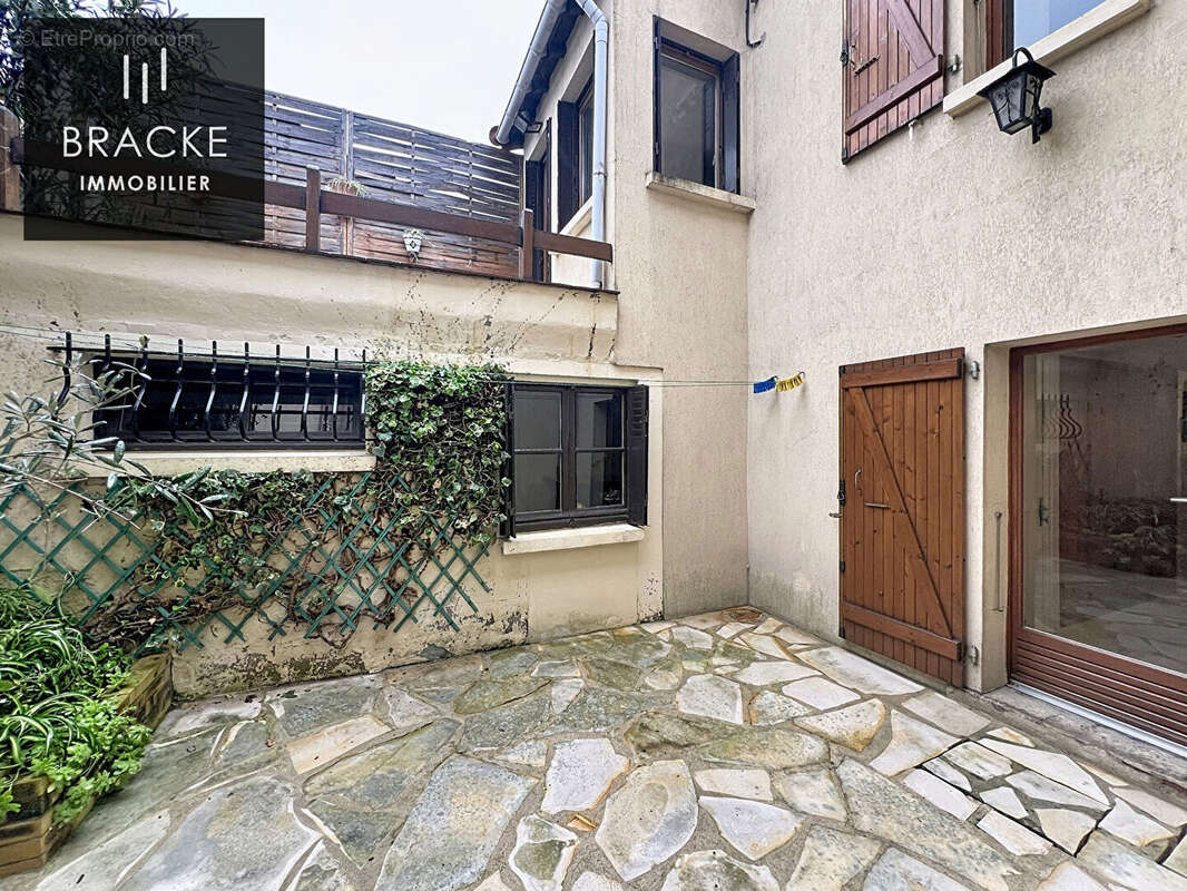 COLOMBES - PROGRES - Maison de 138m² avec jardin - photo 2