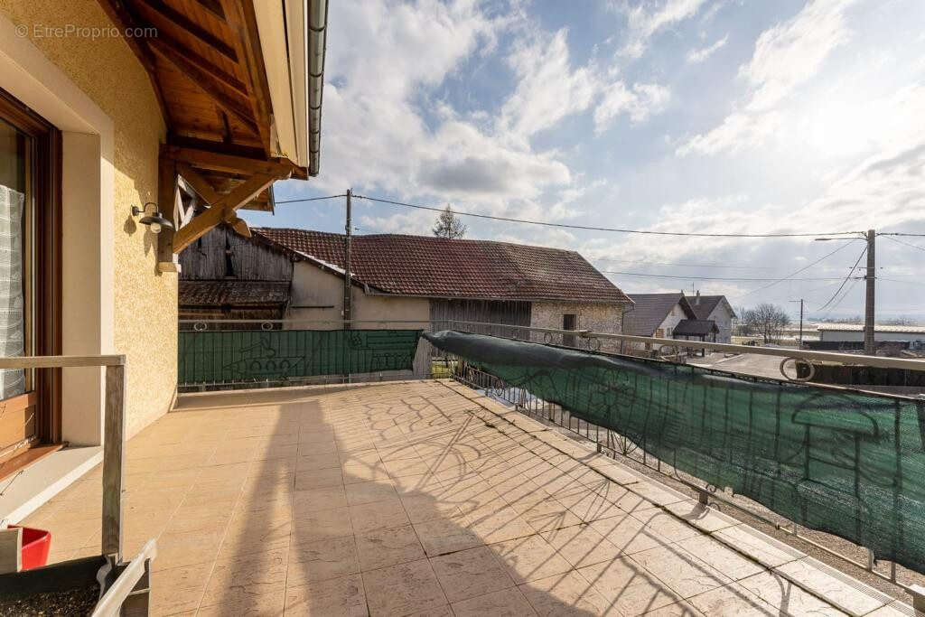 Appartement à CHAFFOIS