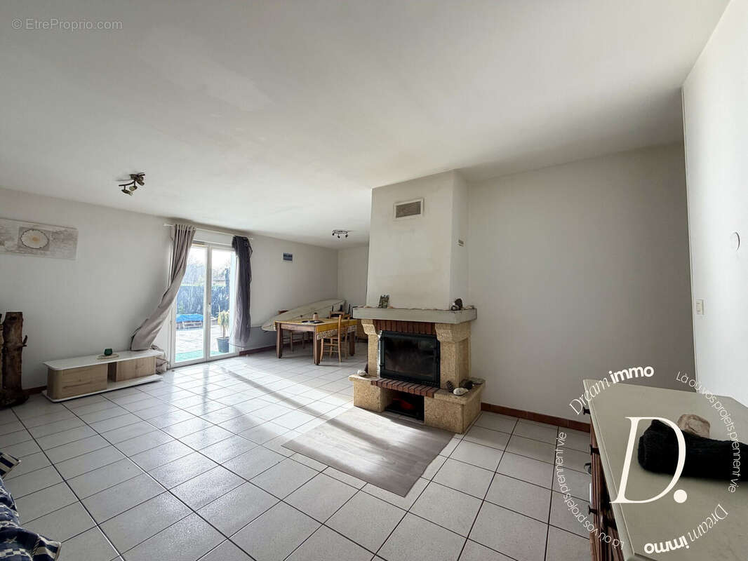 Maison à SAINT-MICHEL-ESCALUS