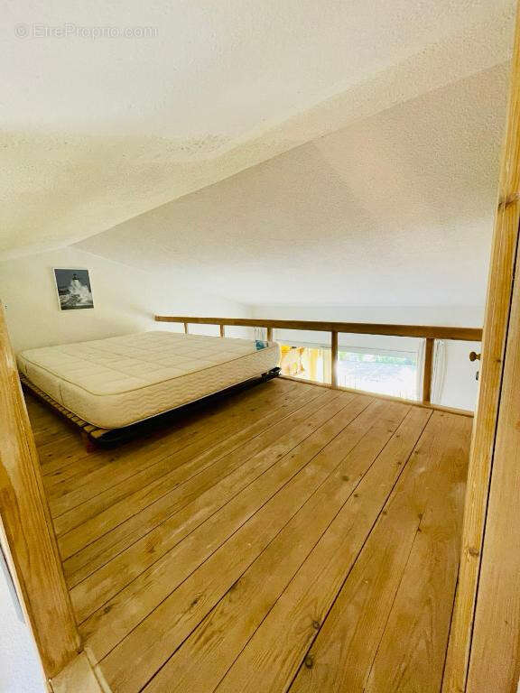 Appartement à COGOLIN