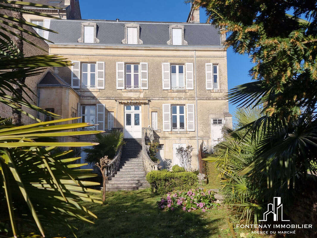 Maison à FONTENAY-LE-COMTE