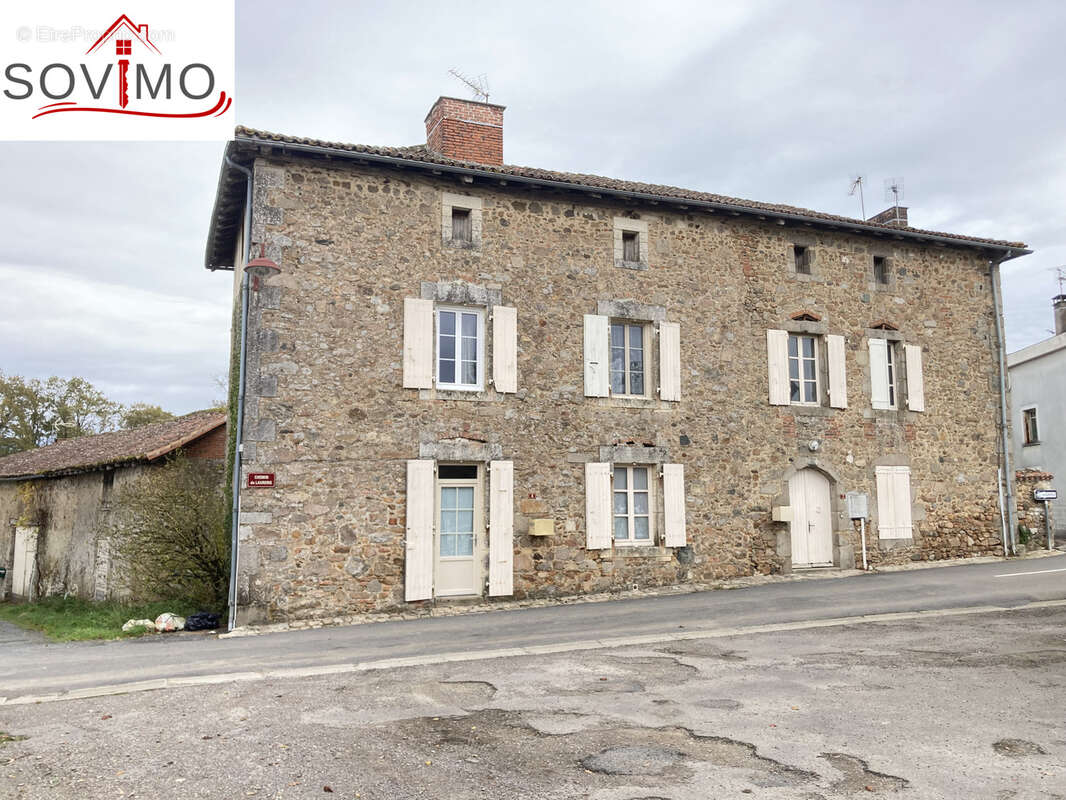 Appartement à SAINT-MAURICE-DES-LIONS
