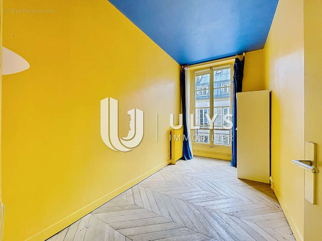 Appartement à PARIS-2E