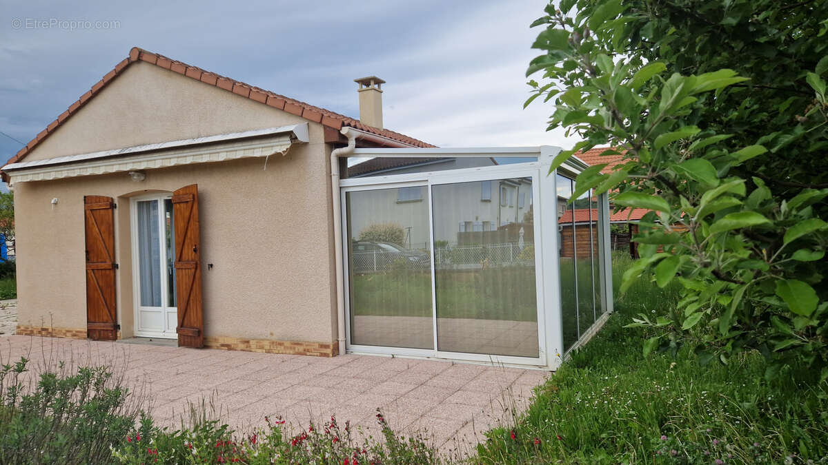 Maison à BRASSAC-LES-MINES