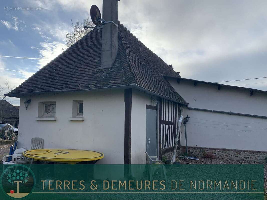 Maison à BEAUMESNIL