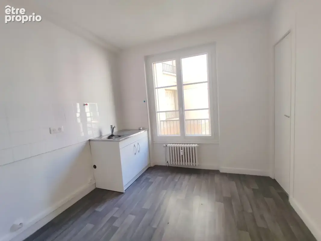 Clermont-Ferrand Centre : T3 de 72 m2 avec balcon, parking et cave - photo 9