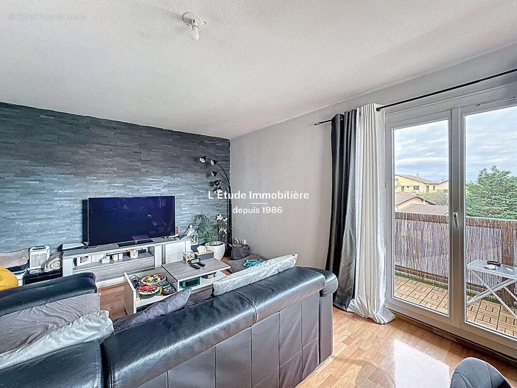 Appartement à SATHONAY-CAMP