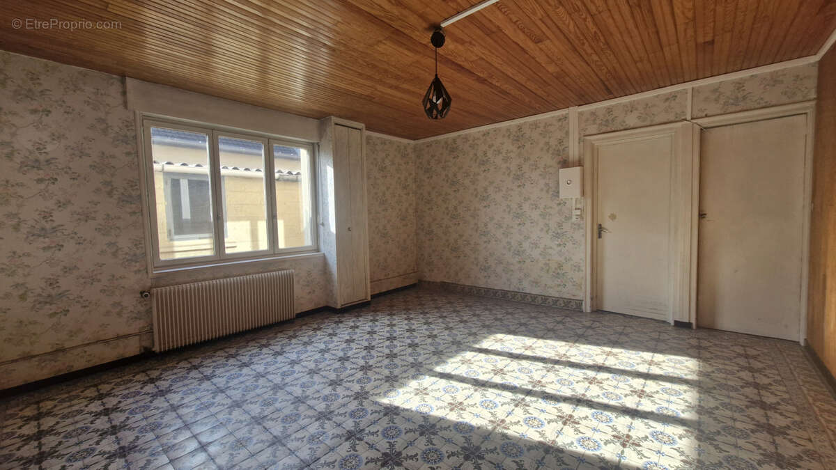 Maison à SAILLY-LABOURSE