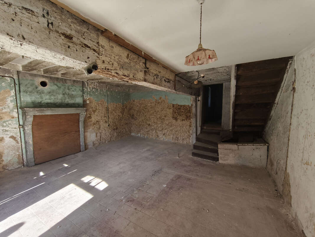 Maison à MAROLLES-LES-BRAULTS