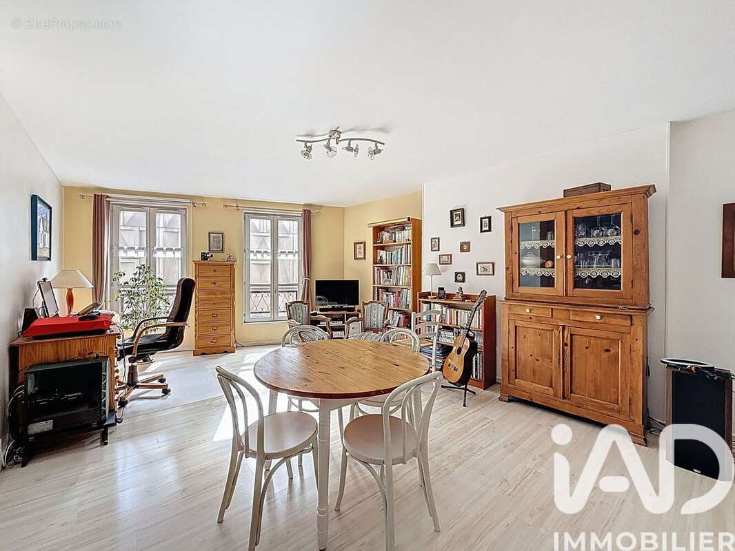 Photo 3 - Appartement à AUXERRE