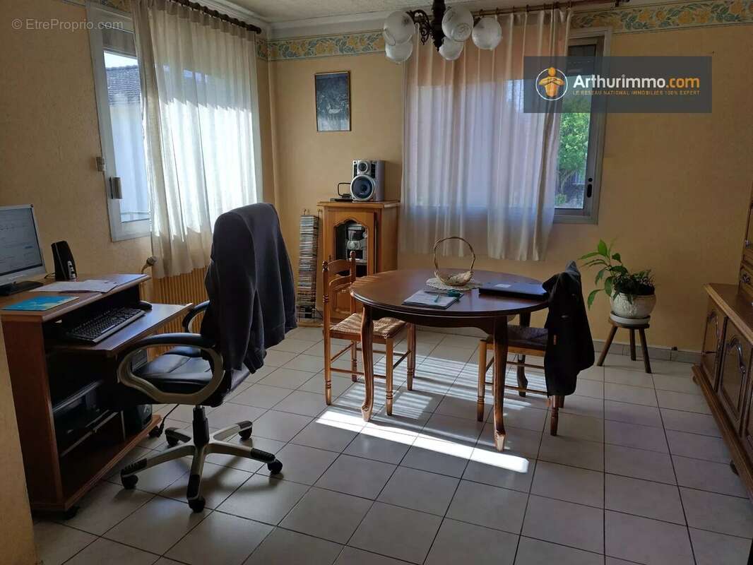 Maison à LAROQUE-D'OLMES