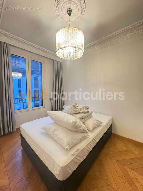 Appartement à PARIS-12E